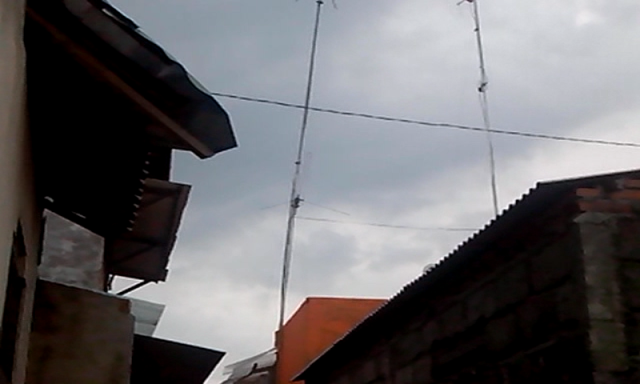 long wire antenna for short wave radio using unused telephone cable